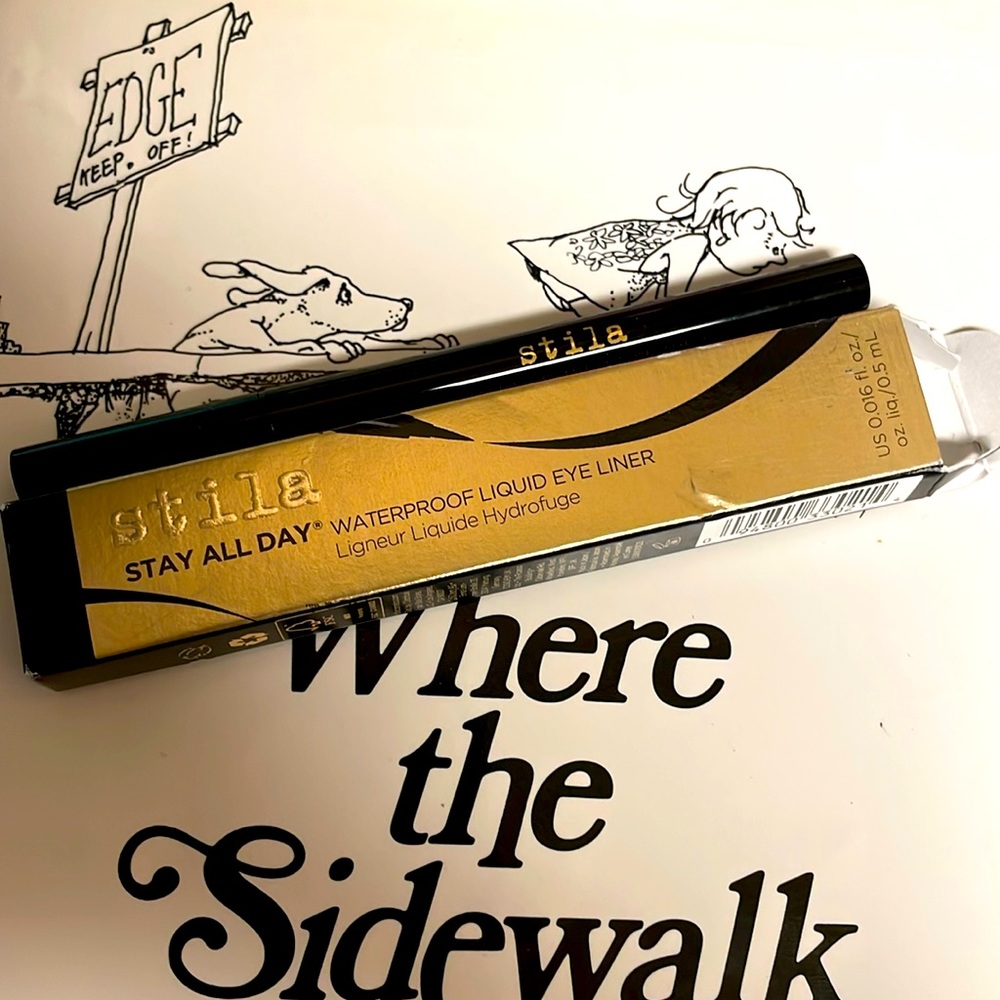 Stila All Day Waterproof Liquid Eyeliner in INTENSE BLACK BNIB